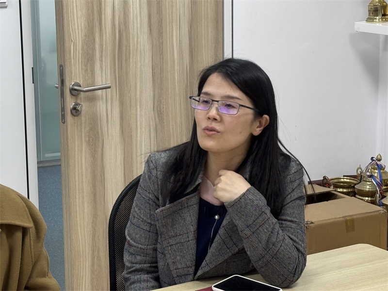 图2-林艳萍发言.jpg