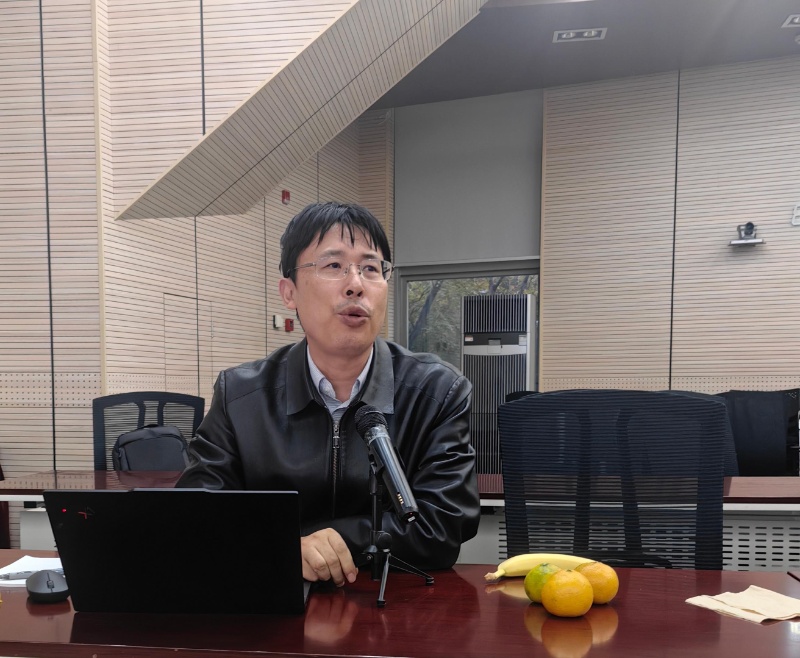 图3+班主任讲话_resized.jpg