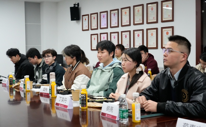 图2_resized.jpg