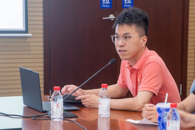 1780047180292062.jpg 图4 潘呈赟介绍机动学院情况_resized.jpg
